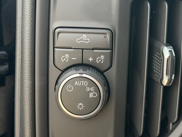 2026 Chevrolet Silverado 1500 Custom - Photo 21