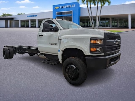 2023 Chevrolet Silverado 5500 HD Work Truck Truck