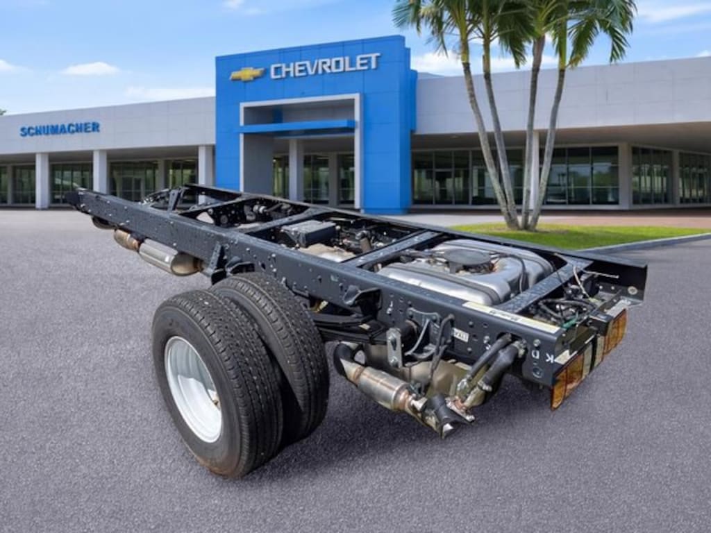 New 2025 Chevrolet Low Cab Forward 3500 HG NA Truck