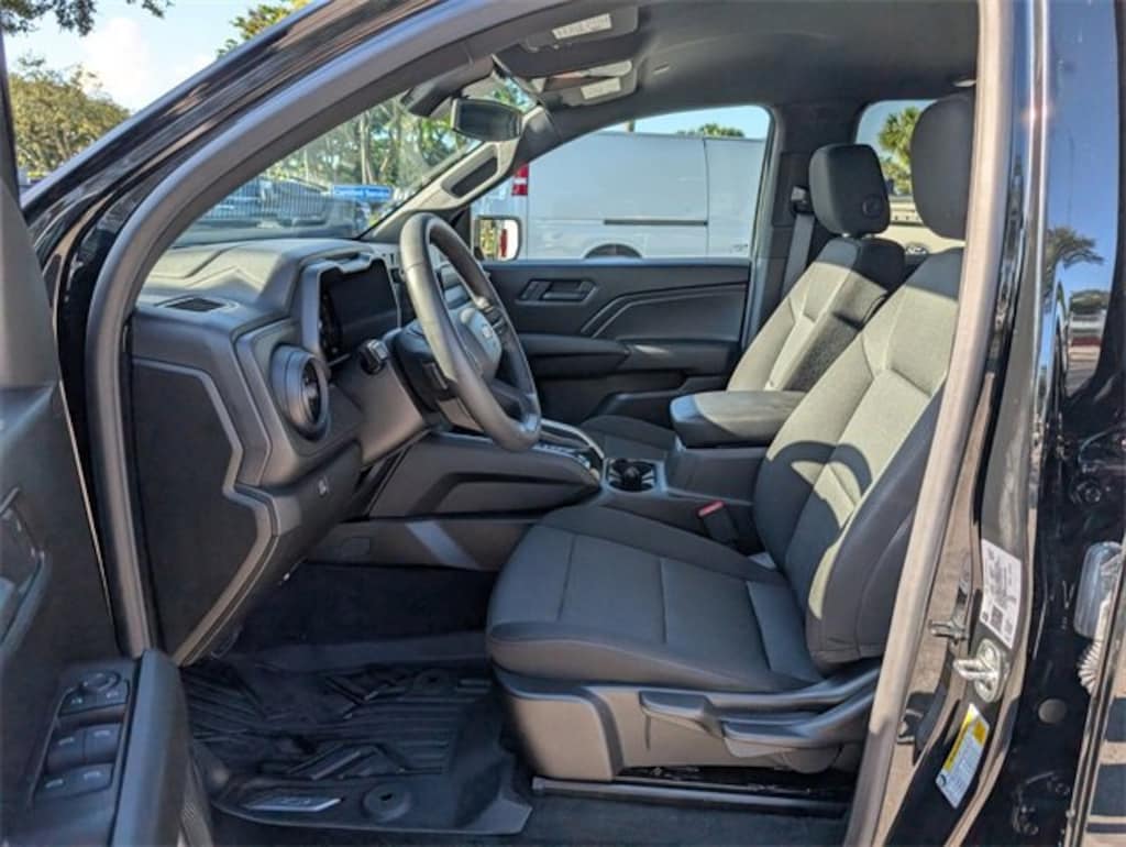 Certified 2025 Chevrolet Colorado WT/LT Truck