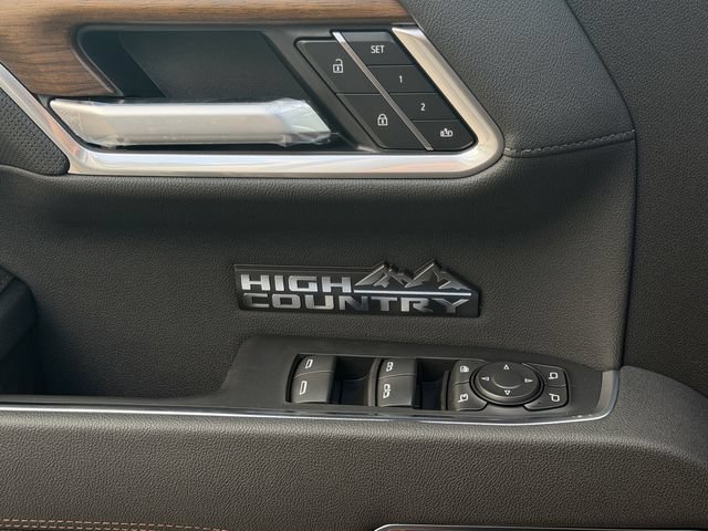 2026 Chevrolet Tahoe Z71 - Photo 26