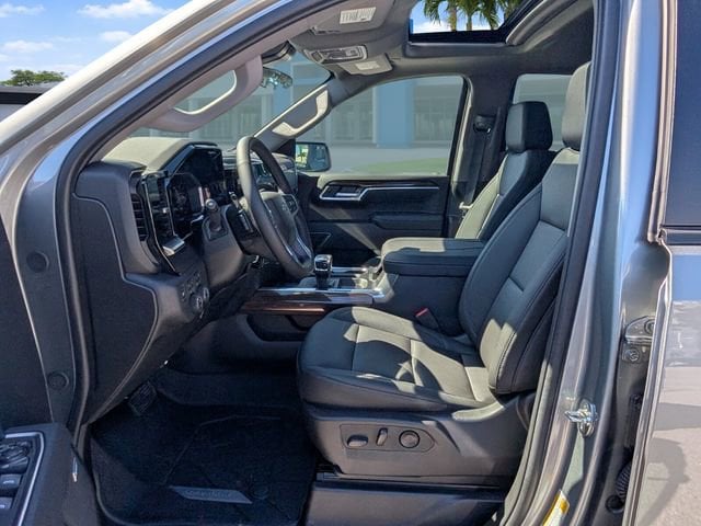 2026 Chevrolet Silverado 1500 RST - Photo 5