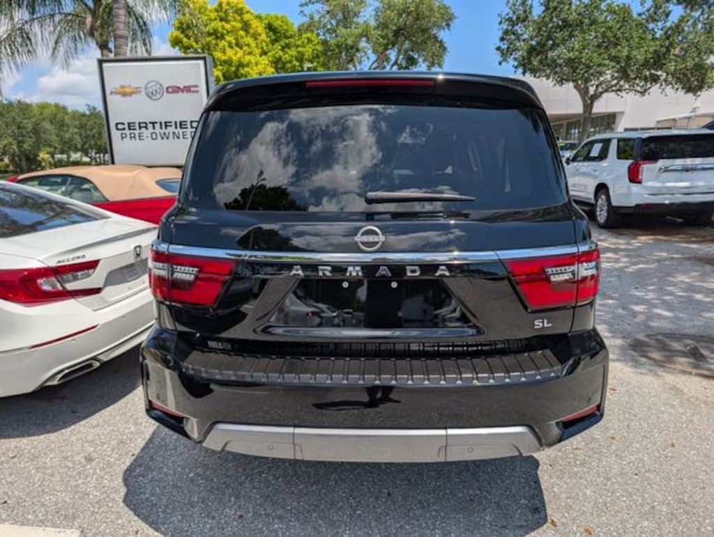 Used 2022 Nissan Armada SL 4WD SUV