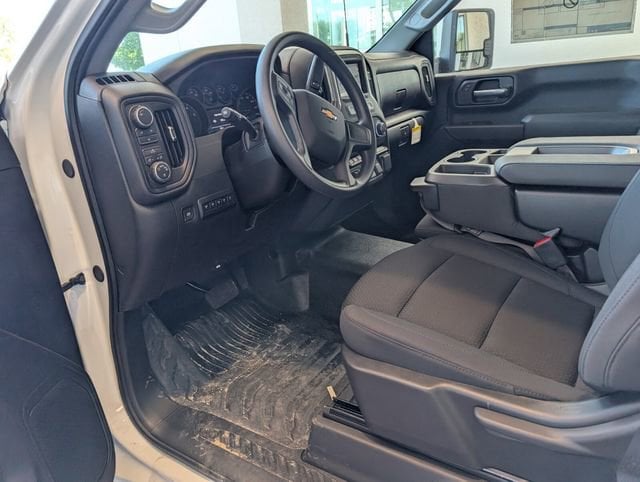 2025 Chevrolet Silverado 3500 HD Work Truck - Photo 10