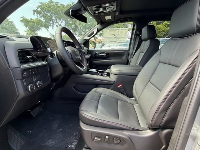 2026 Chevrolet Suburban RST - Photo 12