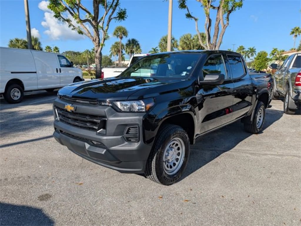 Certified 2025 Chevrolet Colorado WT/LT Truck