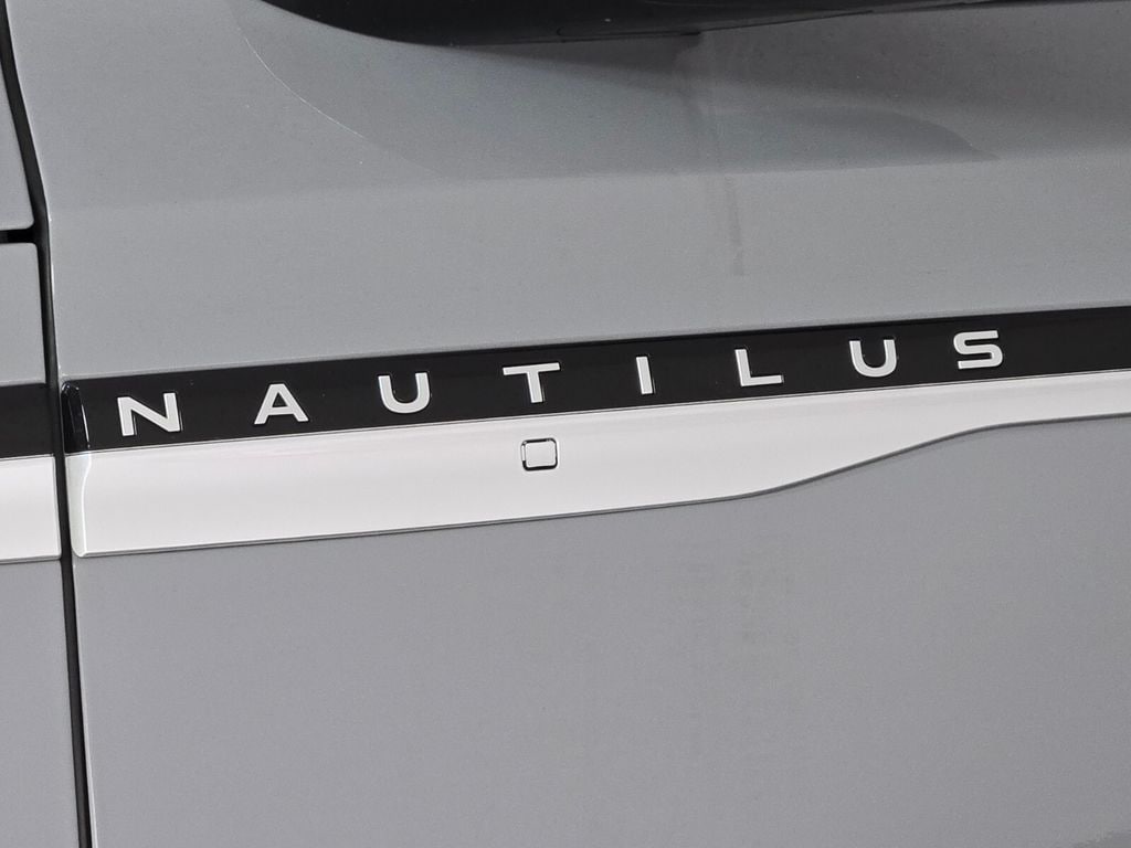 2026 Lincoln Nautilus Premiere - Photo 6