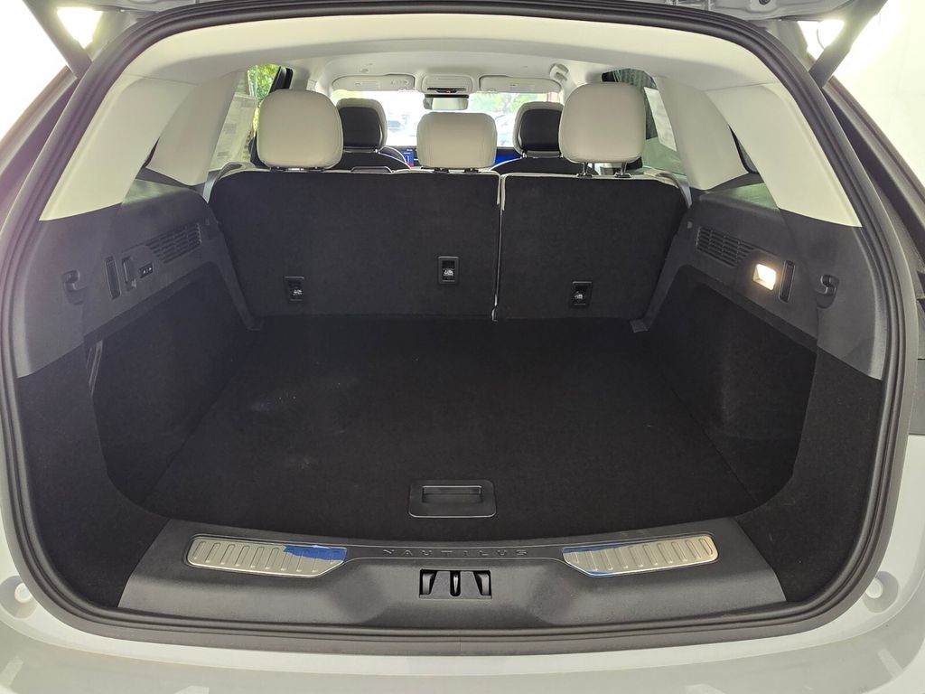 2026 Lincoln Nautilus Premiere - Photo 12