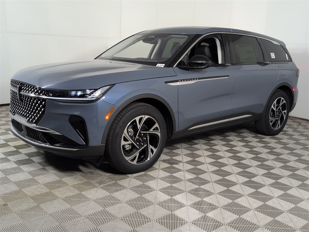 2026 Lincoln Nautilus Premiere photo 3