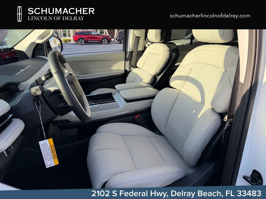 2026 Lincoln Navigator Premiere L - Photo 9