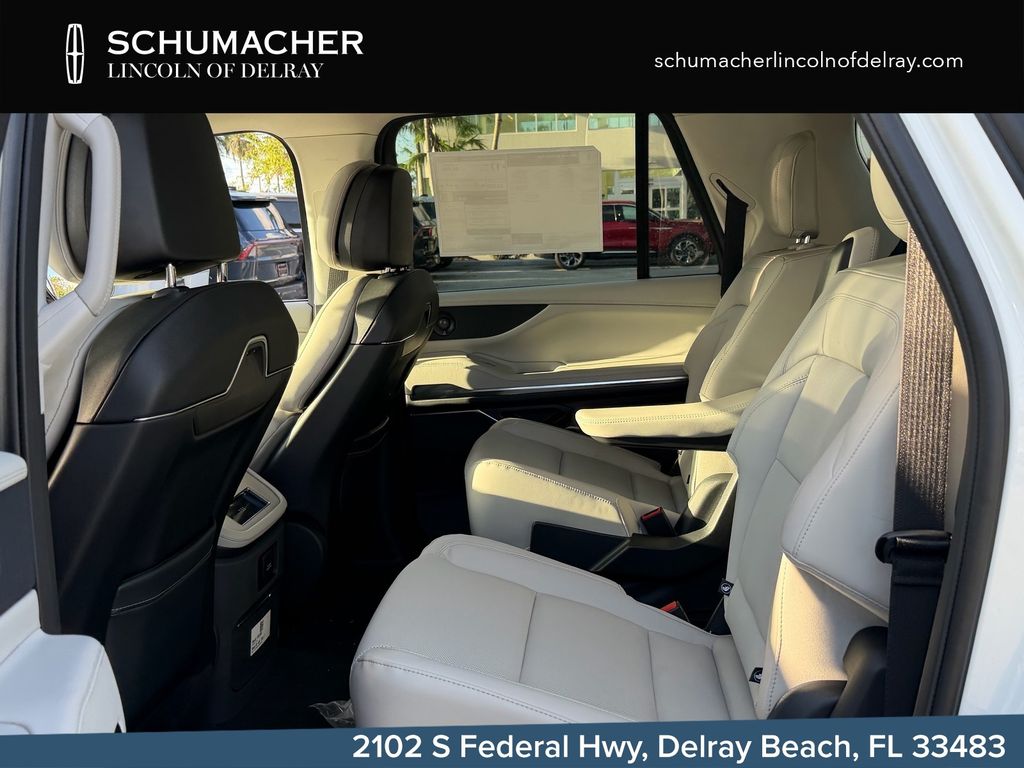 2026 Lincoln Navigator Premiere L - Photo 11