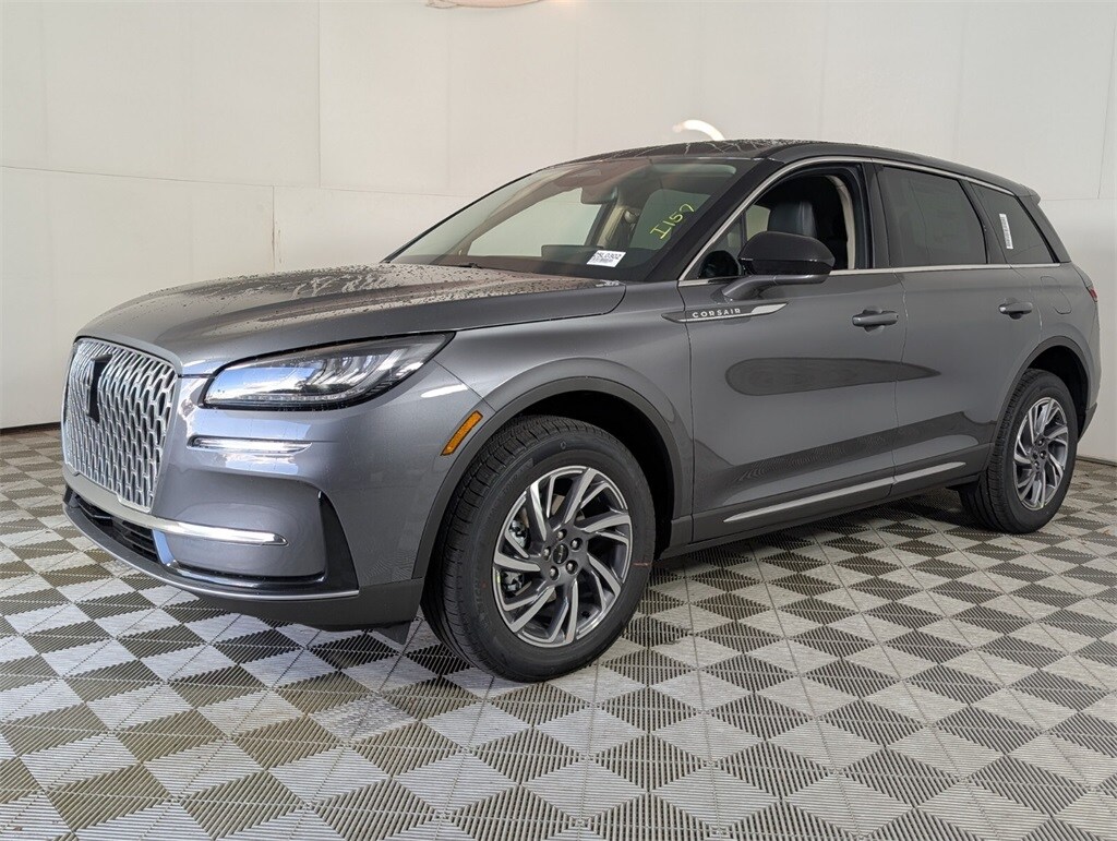 2025 Lincoln Corsair Premiere photo 4