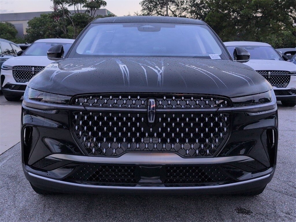 2025 Lincoln Nautilus Premiere photo 3