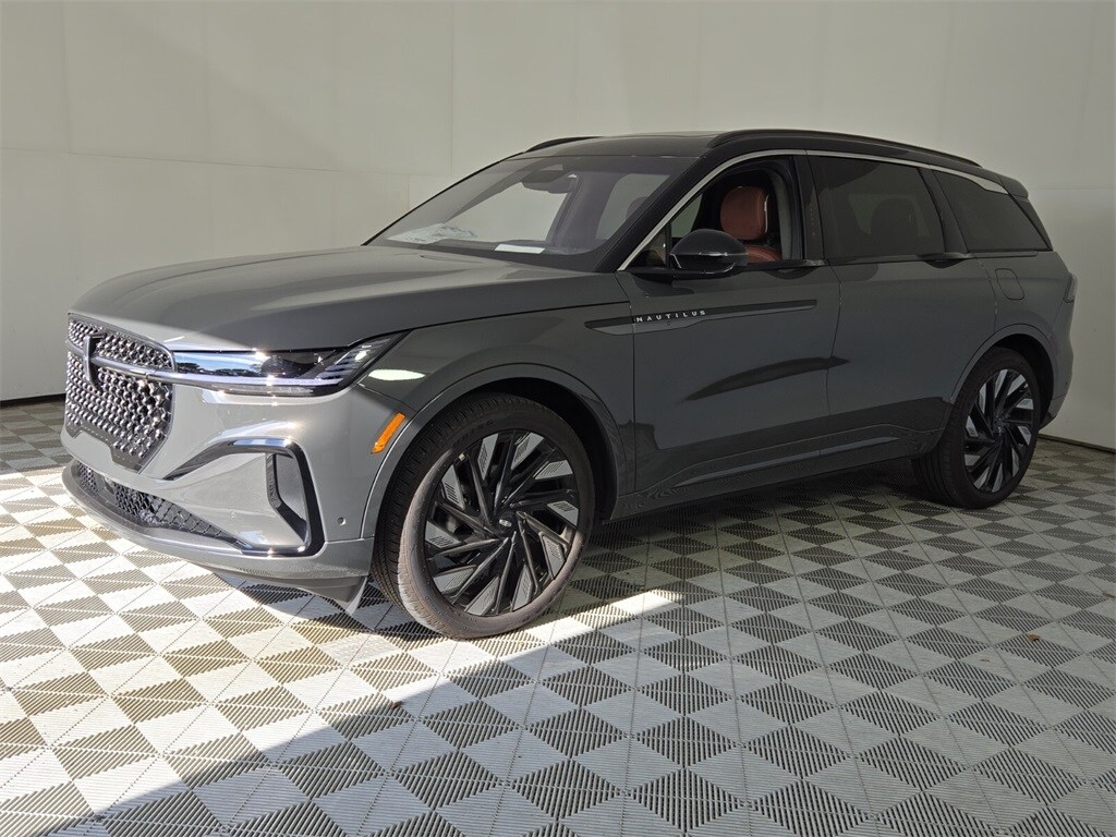 2024 Lincoln Nautilus Black Label photo 4