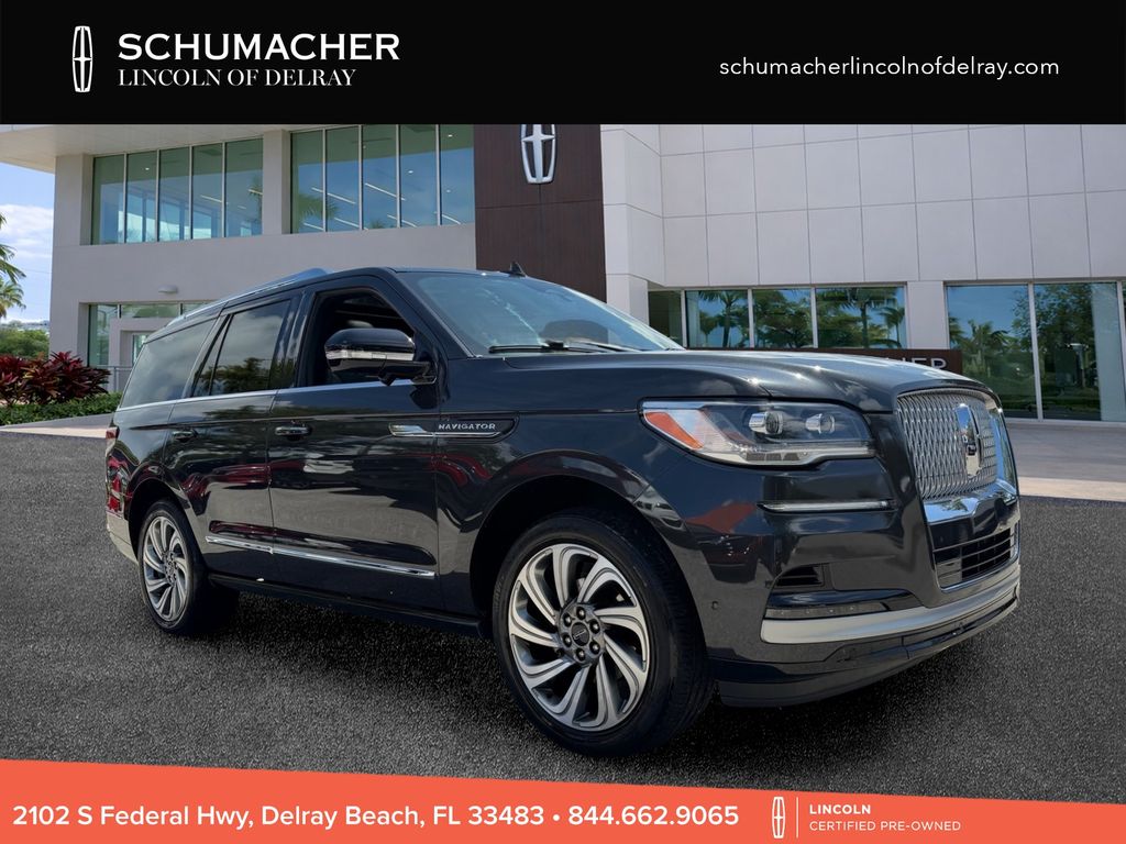2022 Lincoln Navigator Reserve's photo