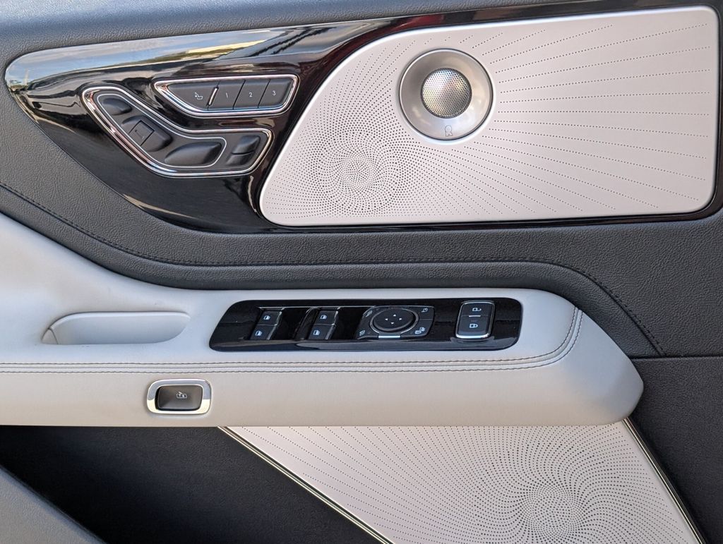 2026 Lincoln Aviator Reserve - Photo 22