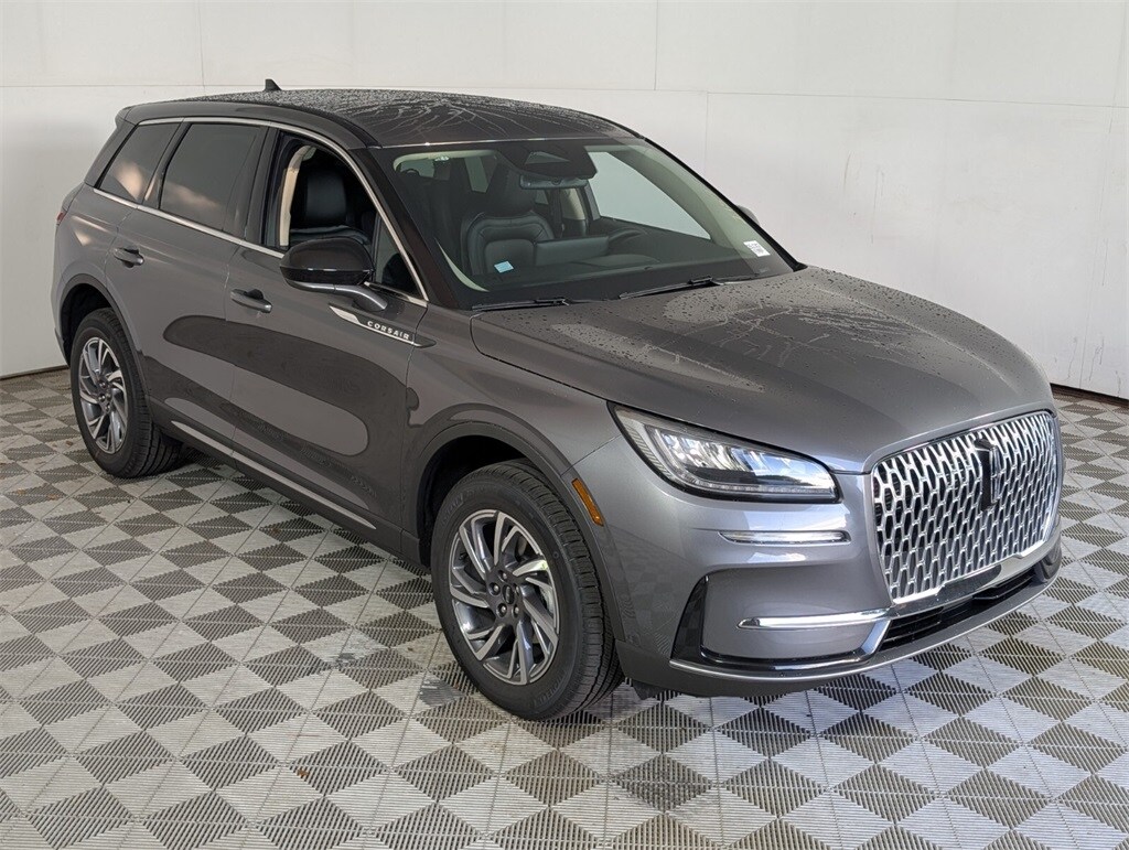 2025 Lincoln Corsair Premiere photo 2