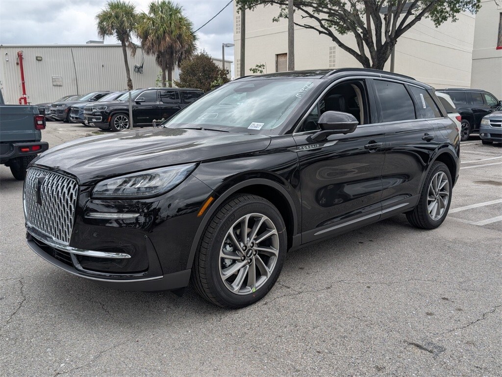 2026 Lincoln Corsair Premiere photo 4