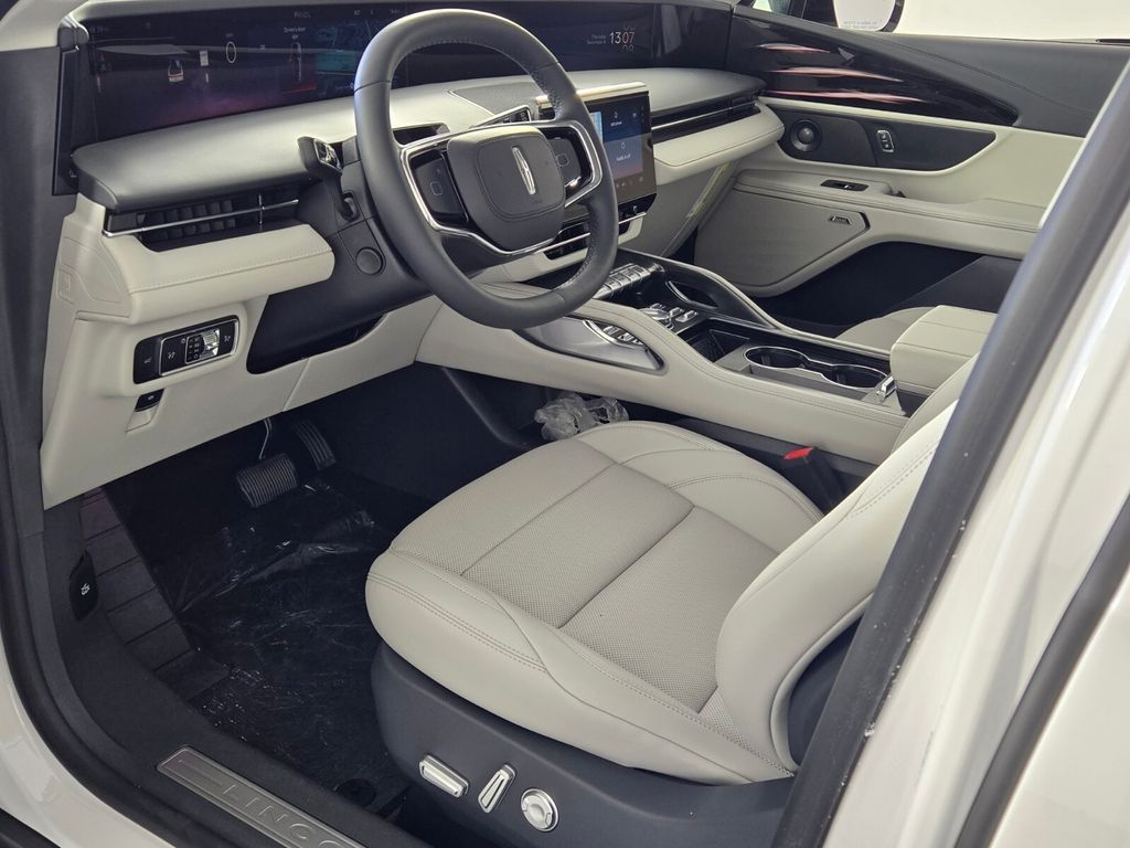 2026 Lincoln Nautilus Premiere - Photo 8