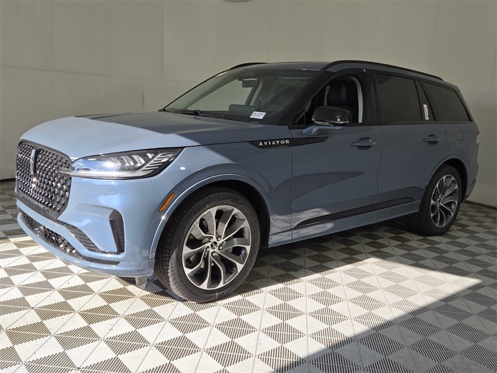 2025 Lincoln Aviator Premiere photo 4
