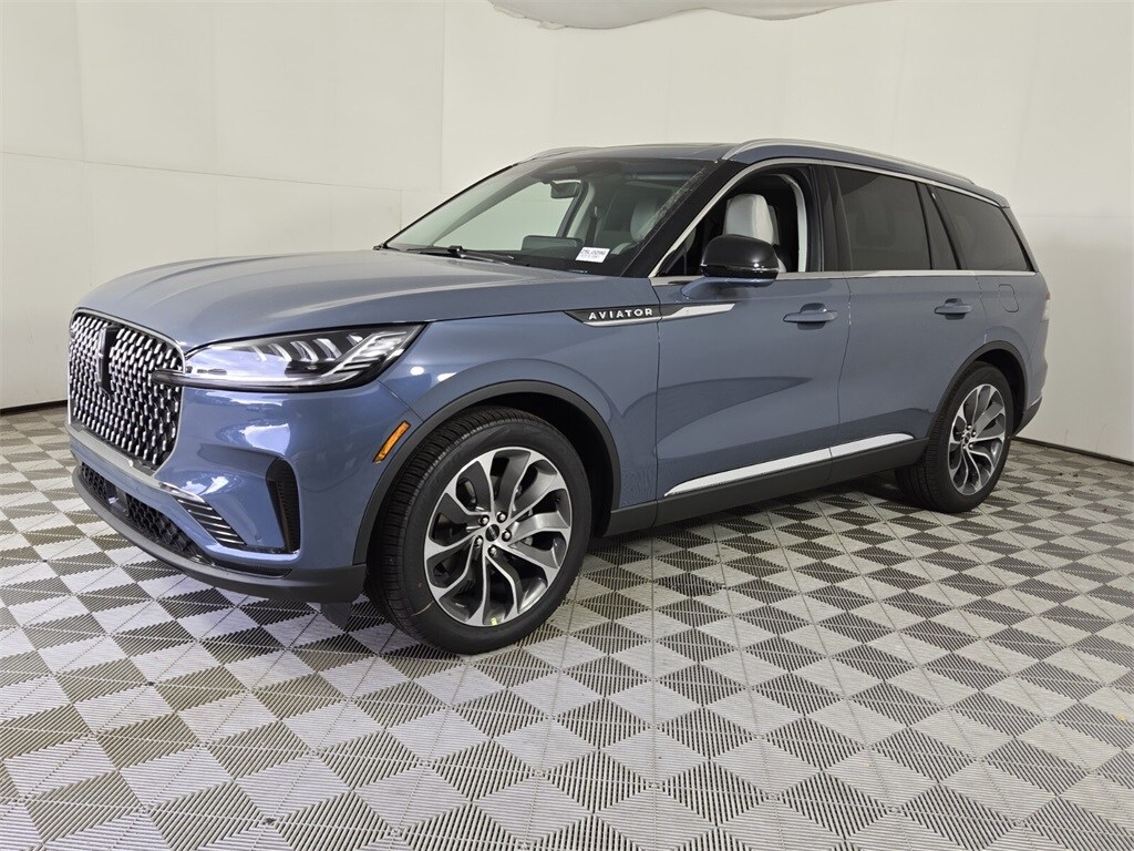 2025 Lincoln Aviator Premiere photo 4