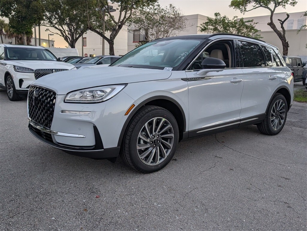 2026 Lincoln Corsair Reserve photo 4