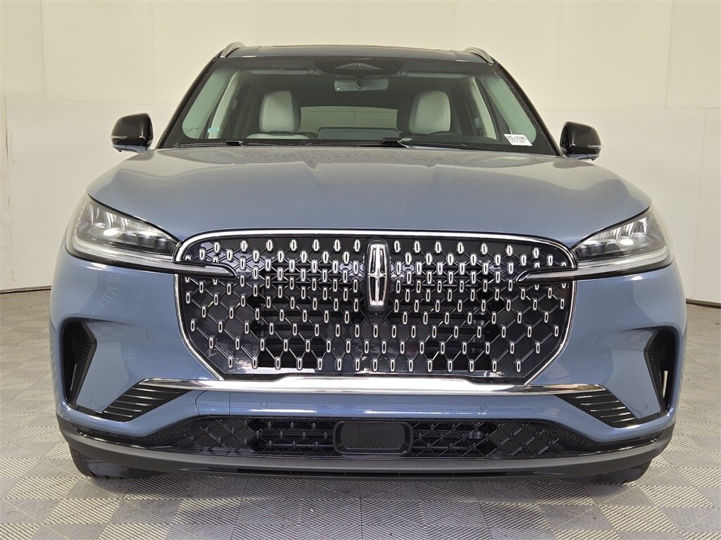 2025 Lincoln Aviator Premiere photo 3