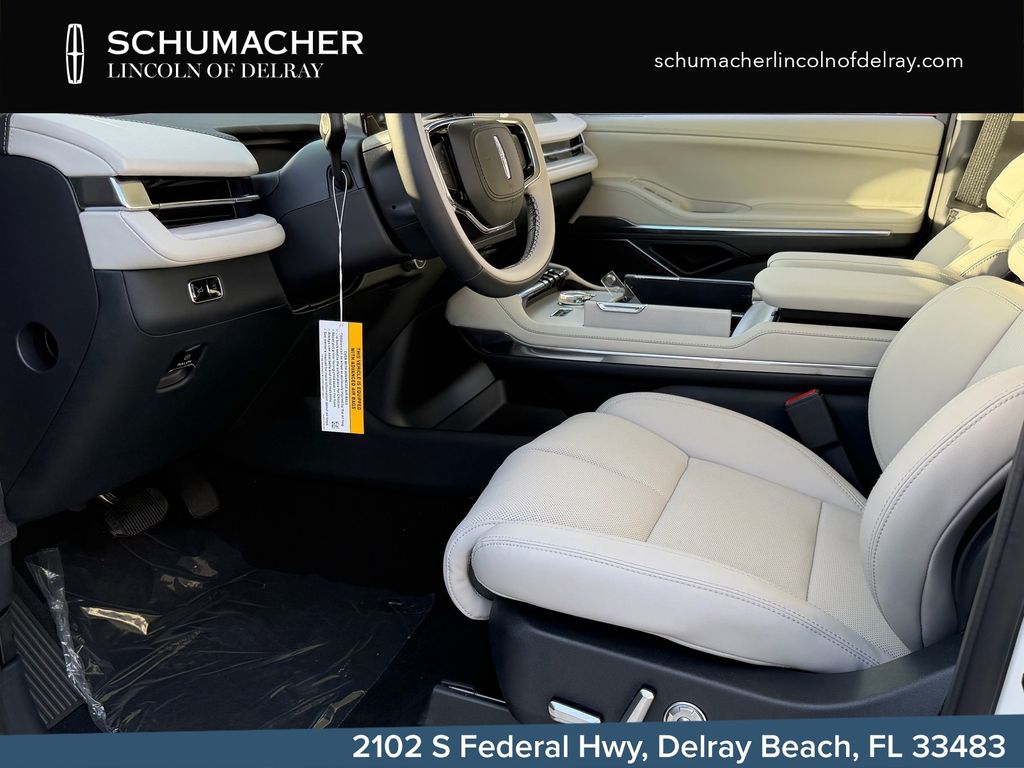 2026 Lincoln Navigator Premiere L - Photo 10