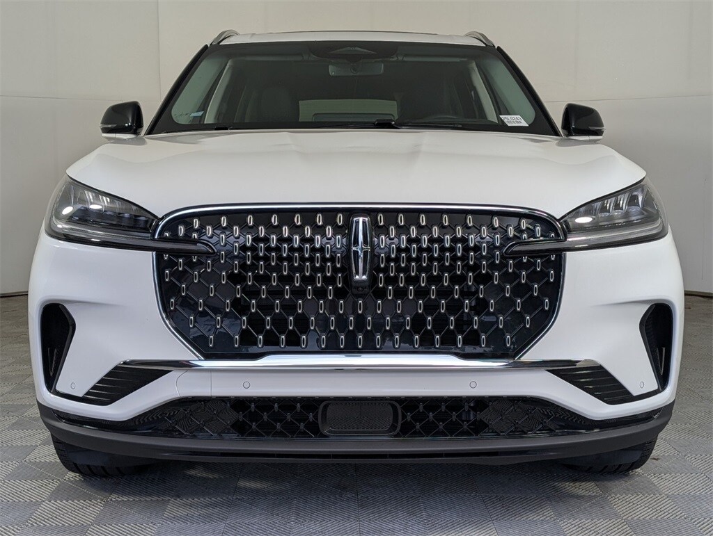 2025 Lincoln Aviator Premiere photo 3