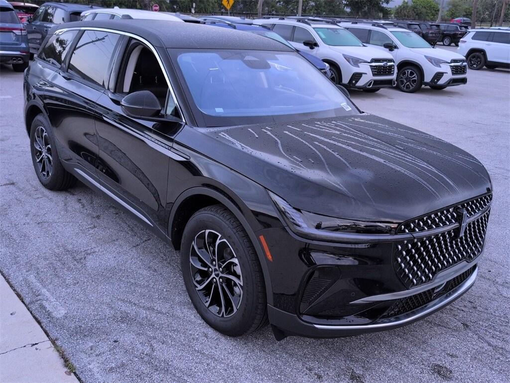 2025 Lincoln Nautilus Premiere photo 2