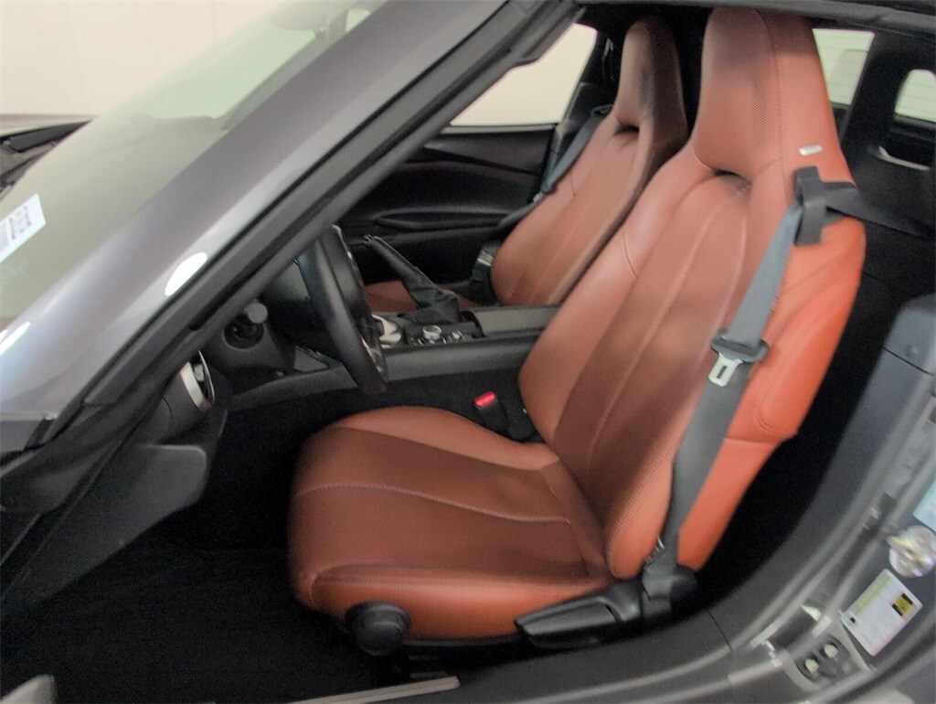 2022 Mazda MX-5 Miata Miata RF Grand Touring photo 4