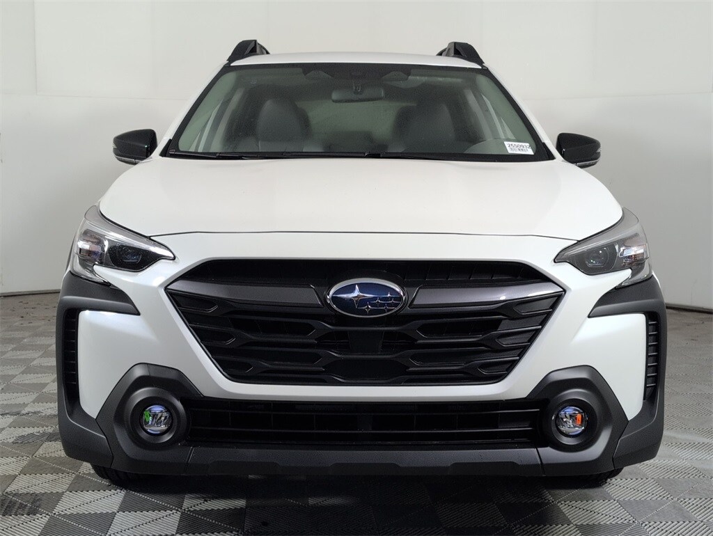 2025 Subaru Outback Premium photo 2