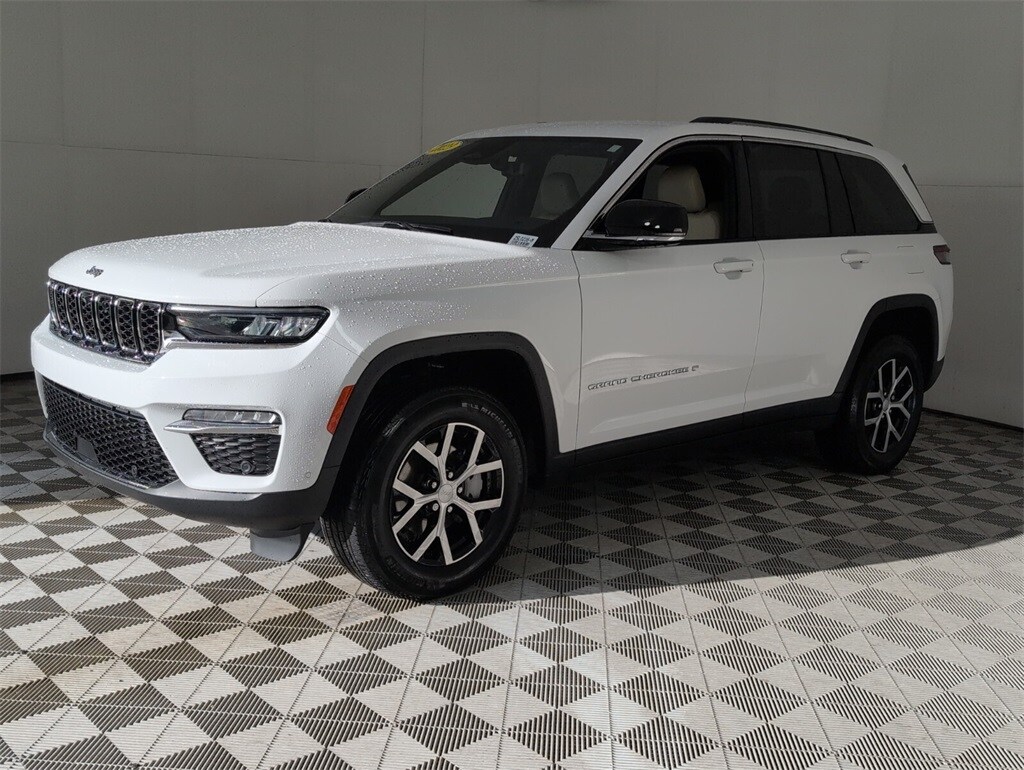 2023 Jeep Grand Cherokee Limited photo 4