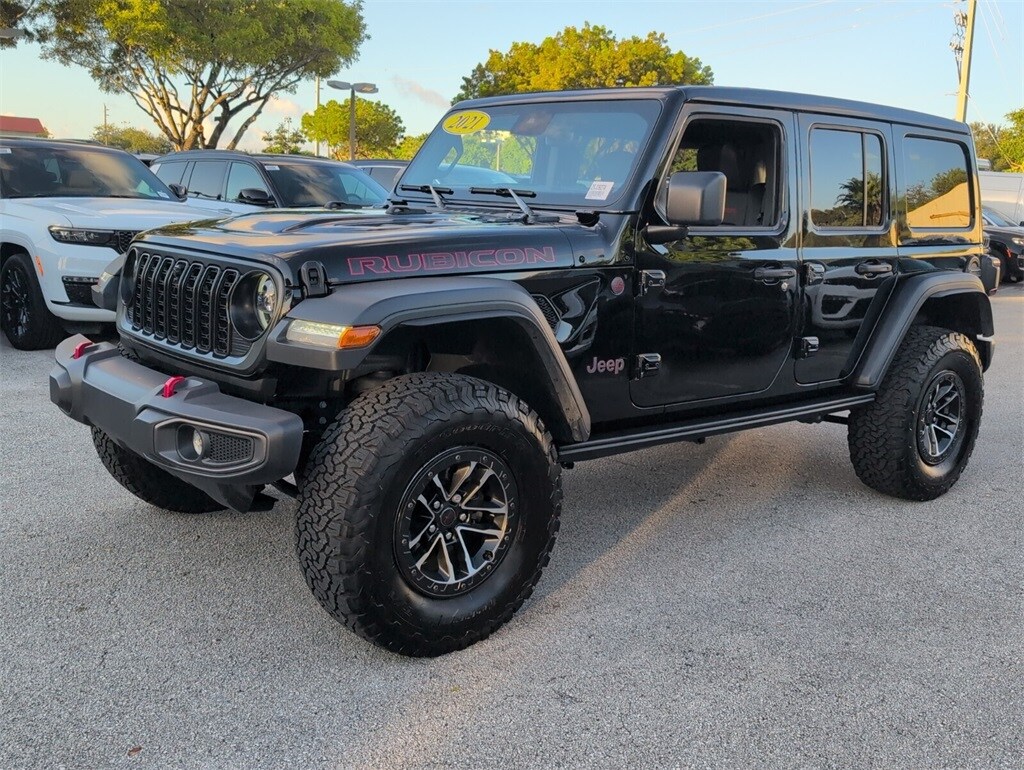 2025 Jeep Wrangler Rubicon photo 3