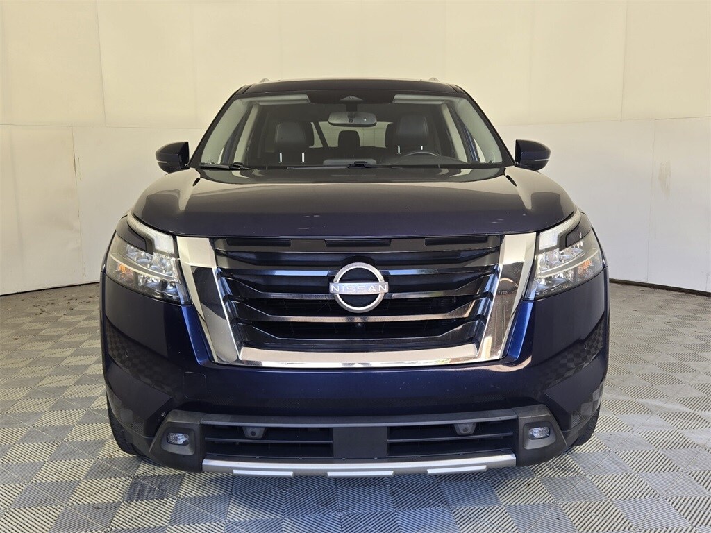 Used 2022 Nissan Pathfinder SL SUV