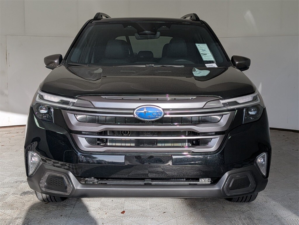 2025 Subaru Forester Limited photo 3