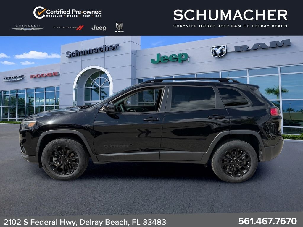Used 2023 Jeep Cherokee Altitude Lux SUV