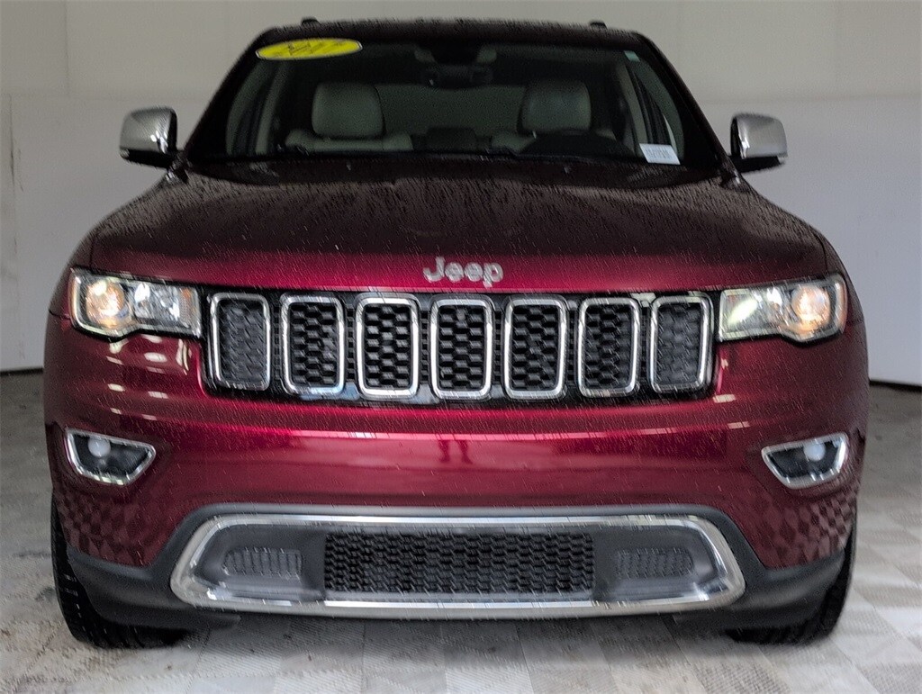2017 Jeep Grand Cherokee Limited photo 3