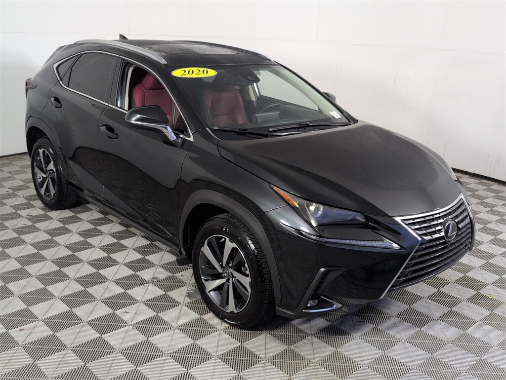 2020 Lexus NX 300 Premium photo 2