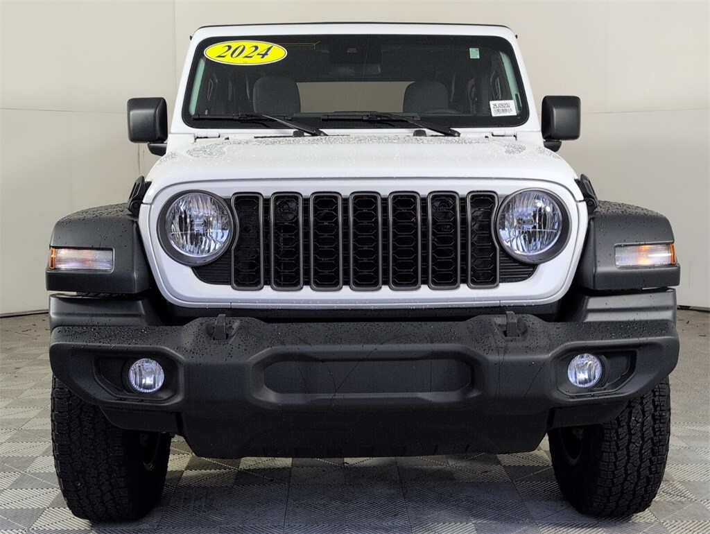 2024 Jeep Wrangler Sport S photo 3