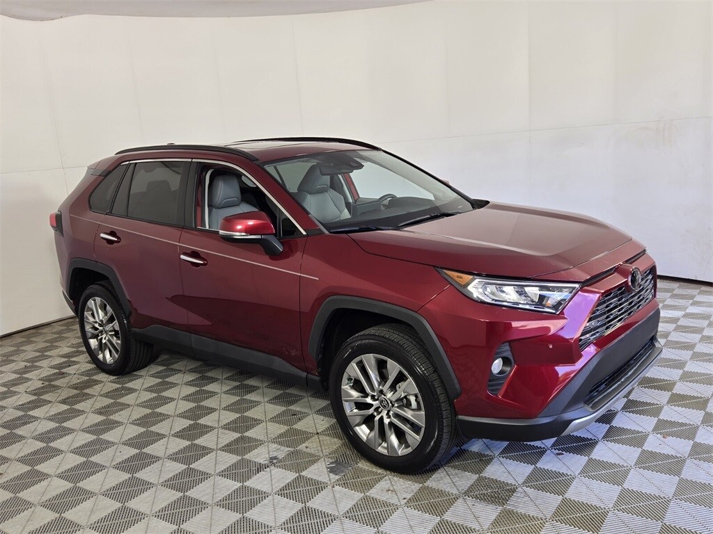 2021 Toyota RAV4 Limited photo 2