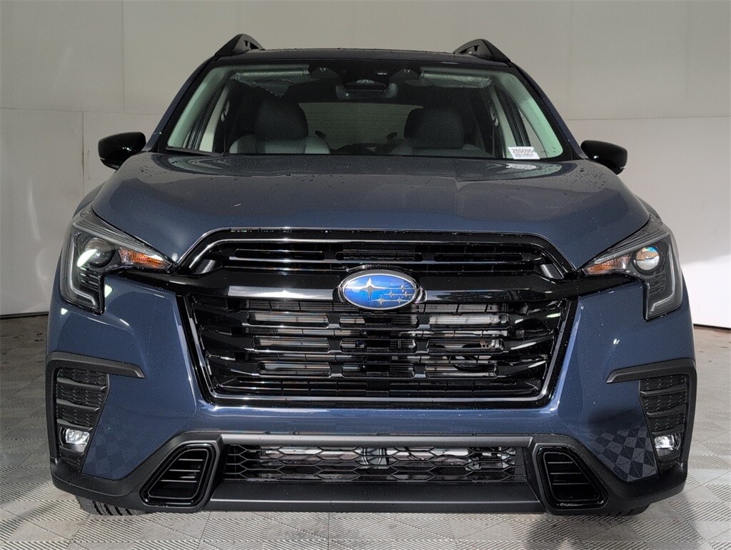 2025 Subaru Ascent Onyx Edition photo 3