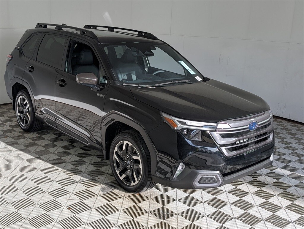 2025 Subaru Forester Limited photo 2