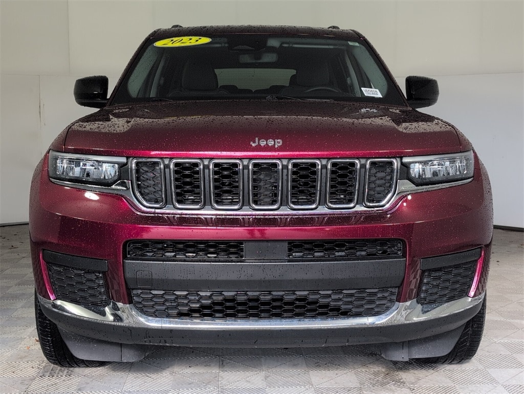 Used 2023 Jeep Grand Cherokee L Laredo SUV