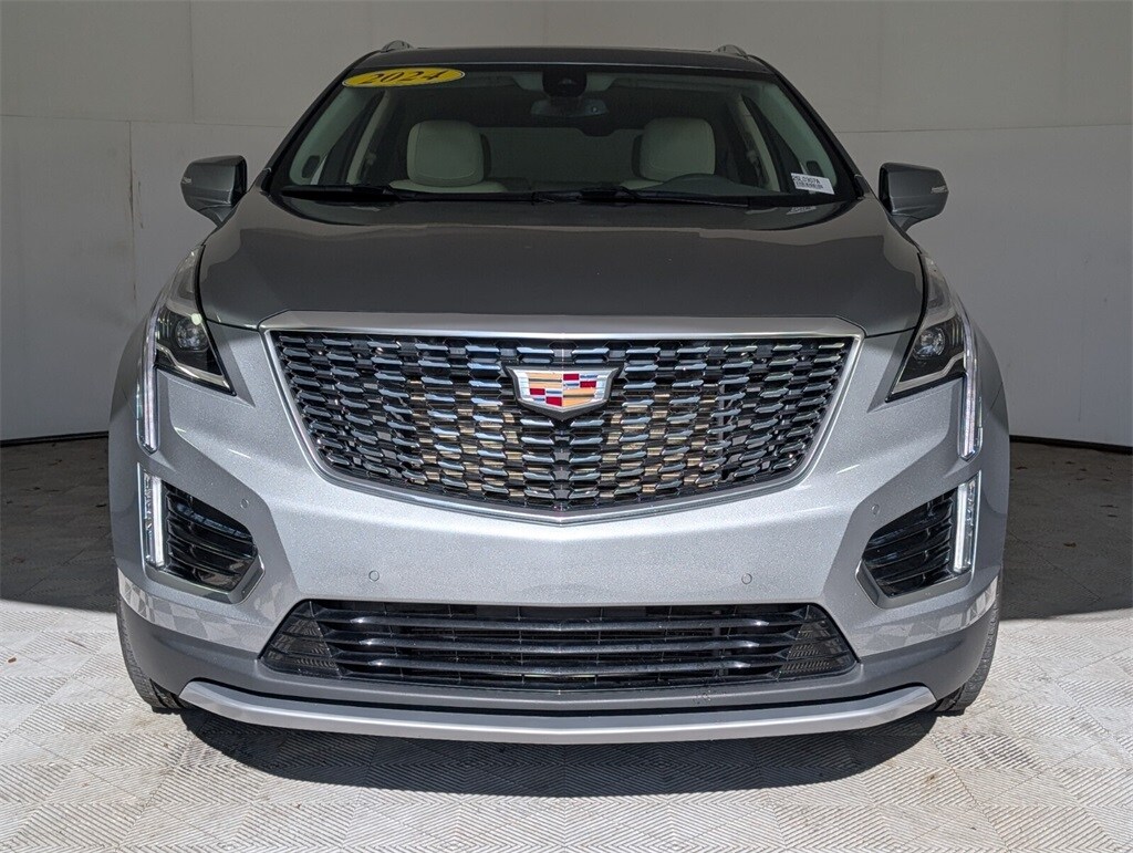 2024 Cadillac XT5 Premium Luxury photo 2
