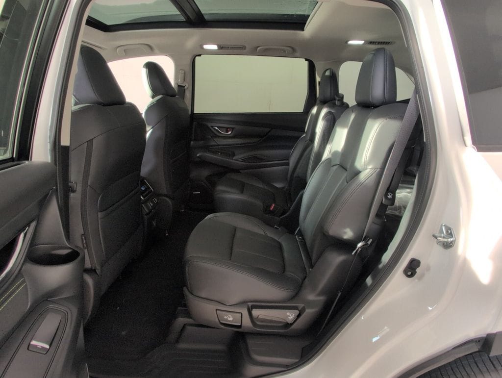 2025 Subaru Ascent Onyx Edition-Touring - Photo 7