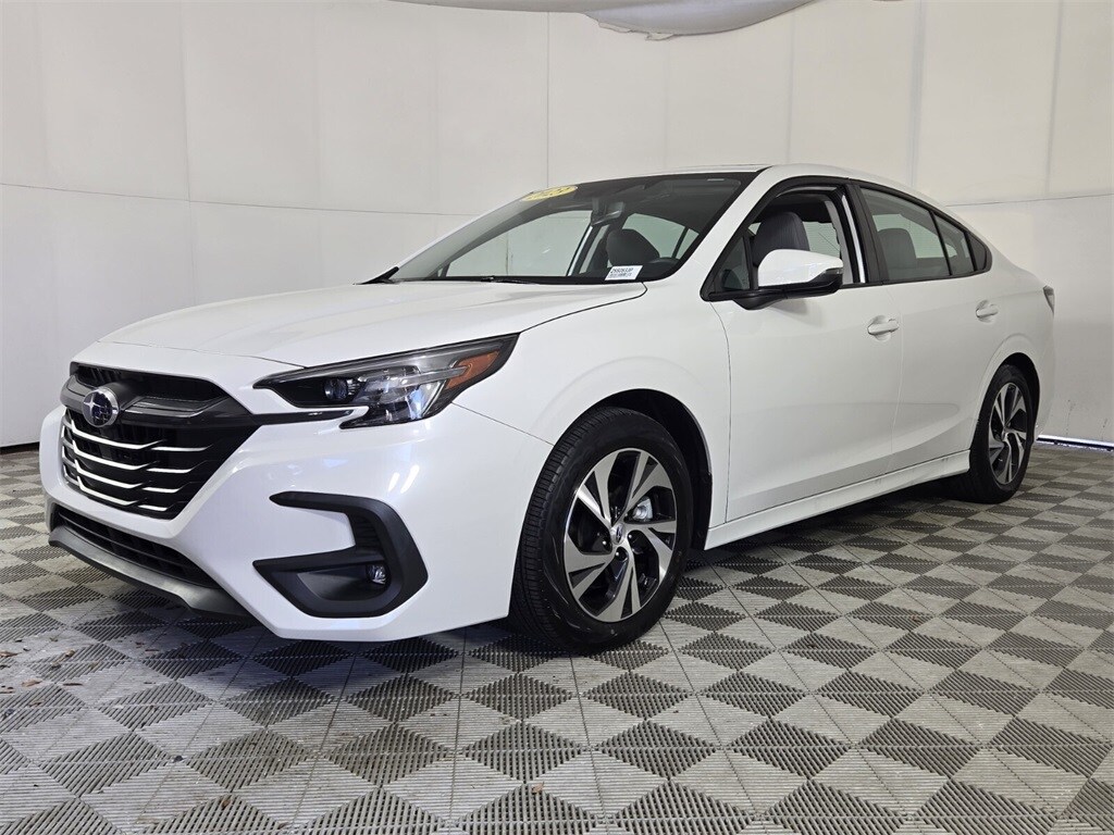 2023 Subaru Legacy Premium photo 4