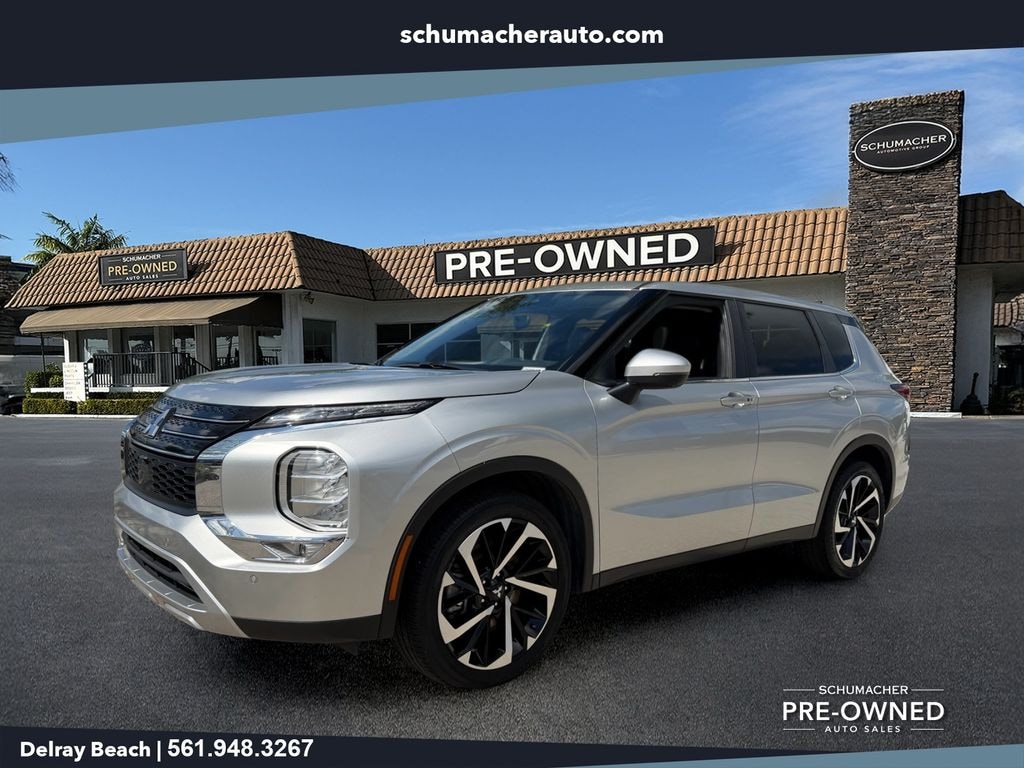 Used 2024 Mitsubishi Outlander SE SUV