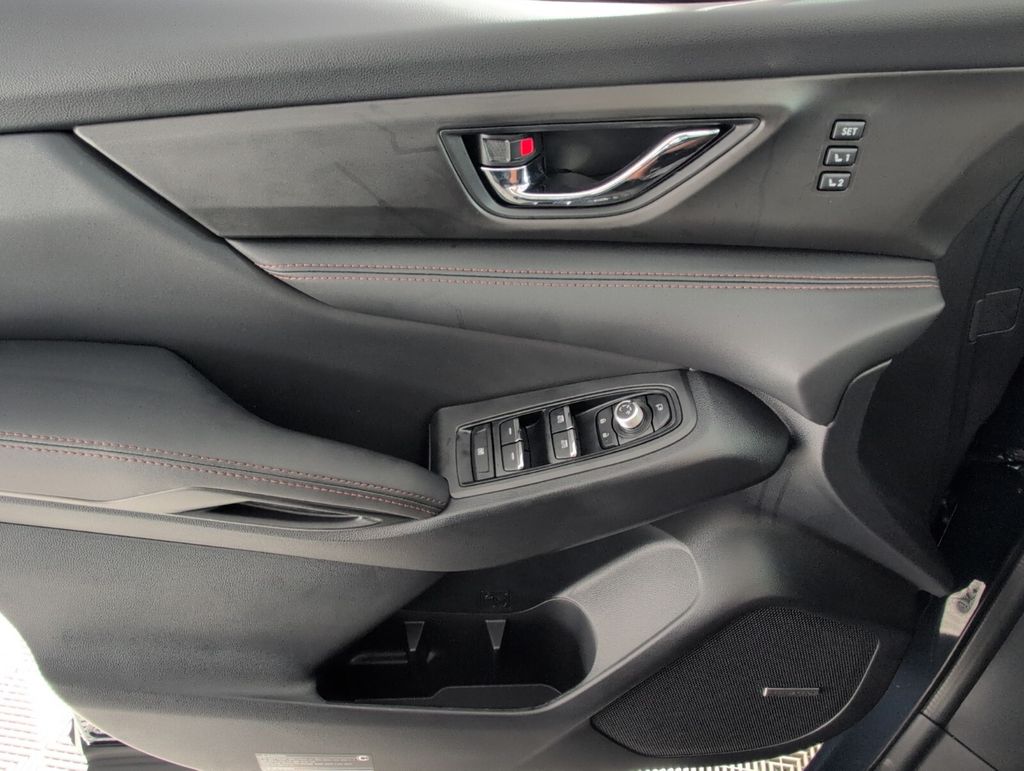 2025 Subaru Ascent Bronze Edition - Photo 14