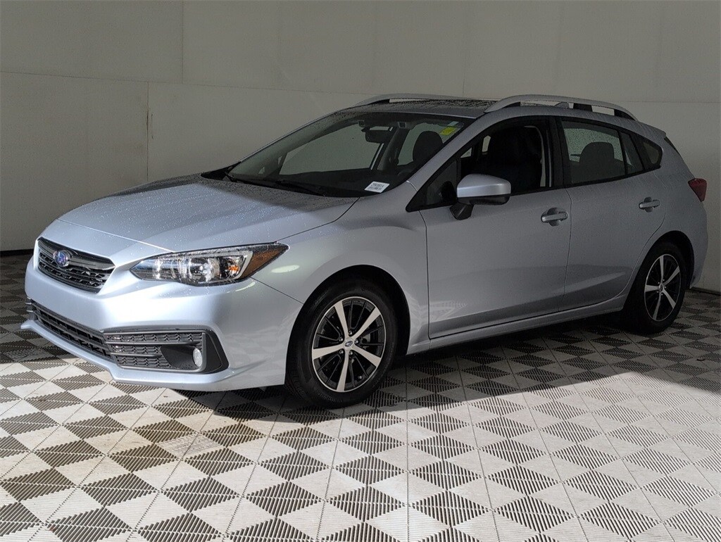 2023 Subaru Impreza Premium photo 4